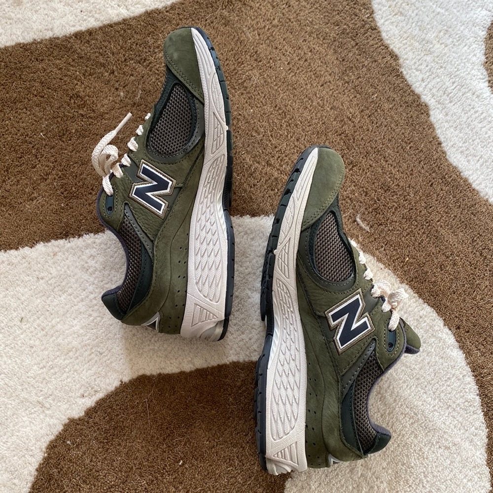 Olive green new balance 2002R size 7 in men’s 8.5 women’s
